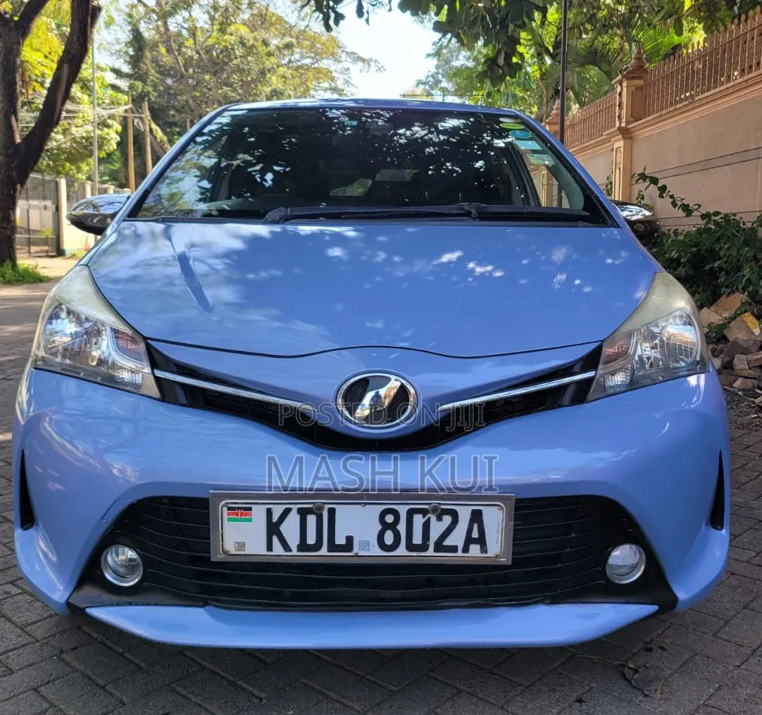 Toyota Vitz 2015 Blue