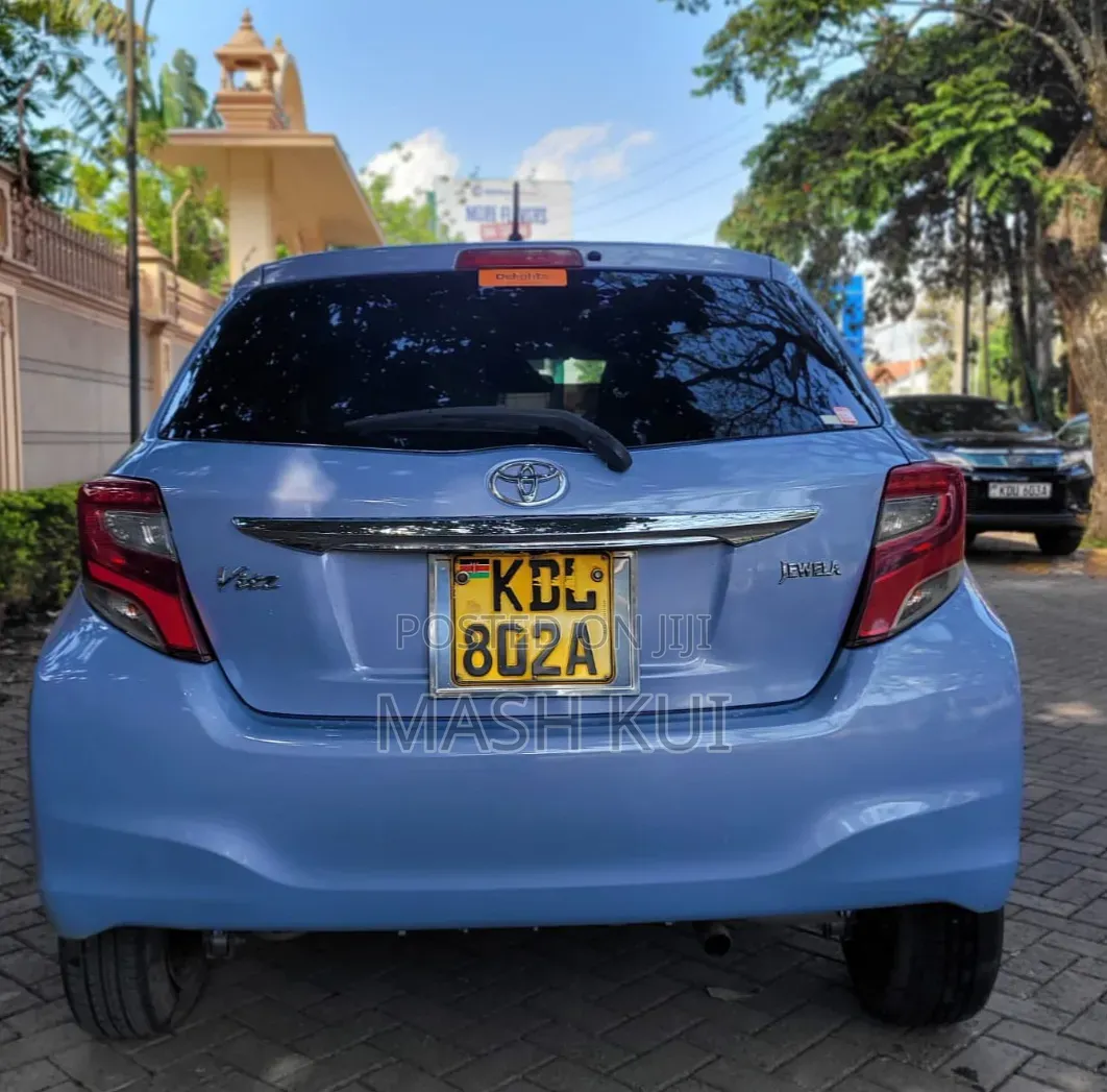 Toyota Vitz 2015 Blue