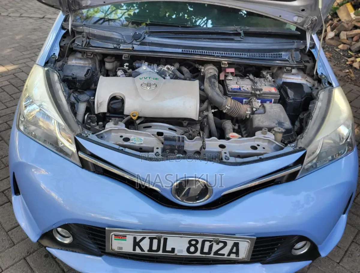 Toyota Vitz 2015 Blue