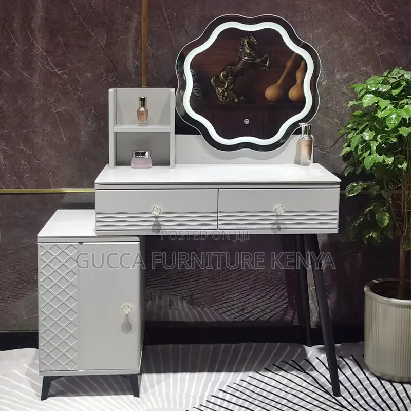 Imported Make Up Vanity Dressing Desk With Light