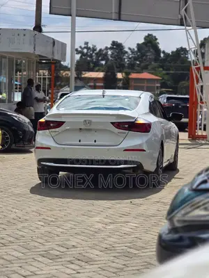 Honda Insight 2019 White