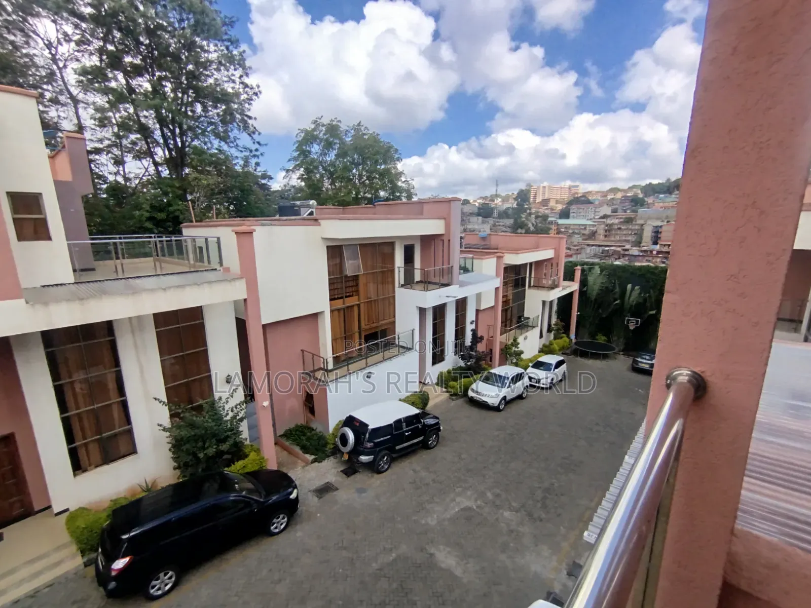 5bdrm House in Lavington, Muthangari for rent