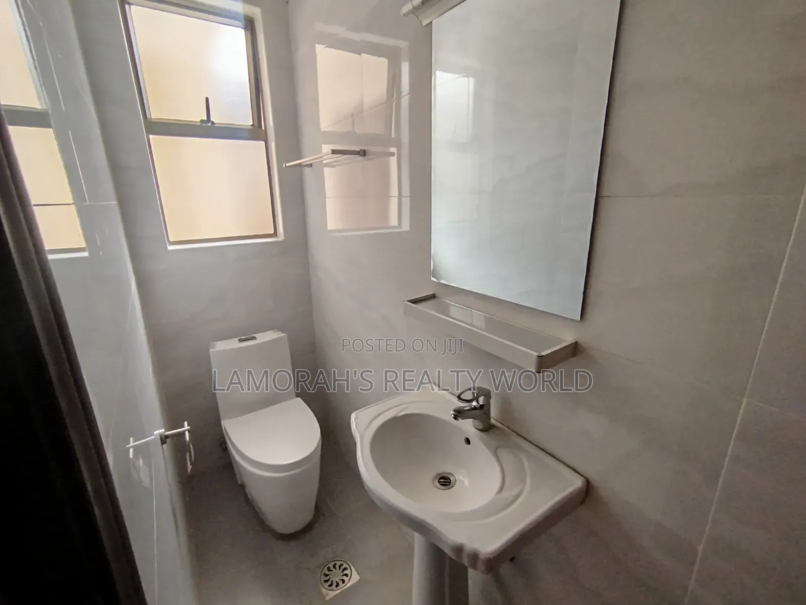5bdrm House in Lavington, Muthangari for rent