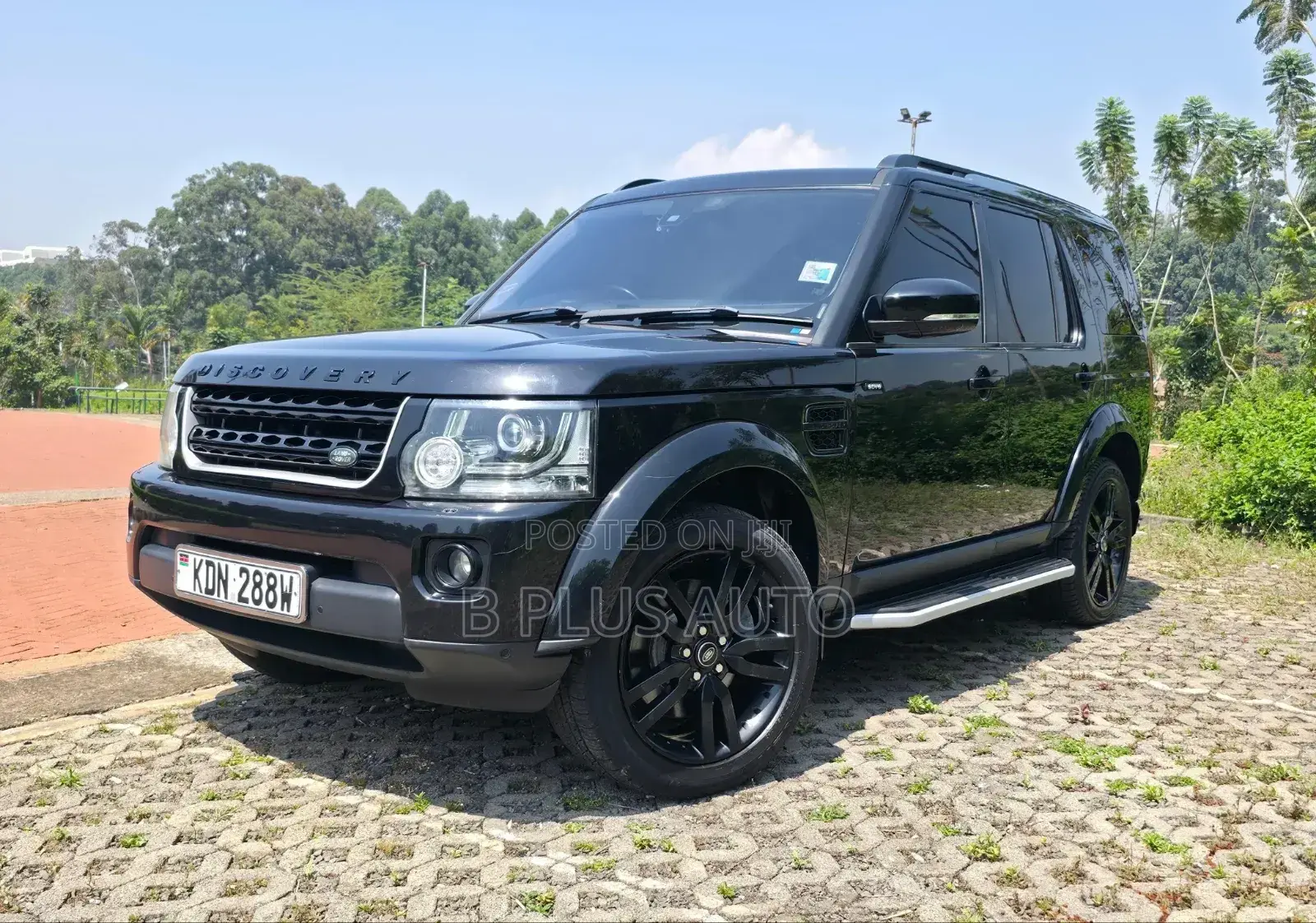 Land Rover Discovery 2016 Black
