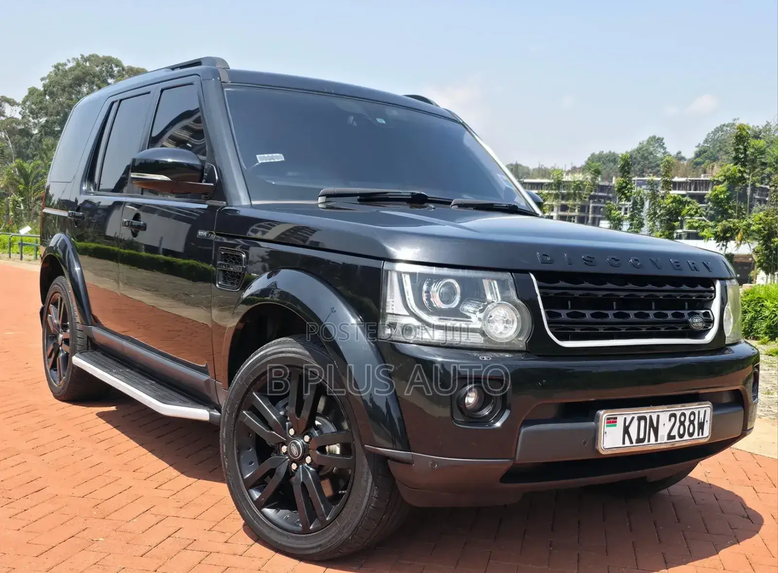 Land Rover Discovery 2016 Black