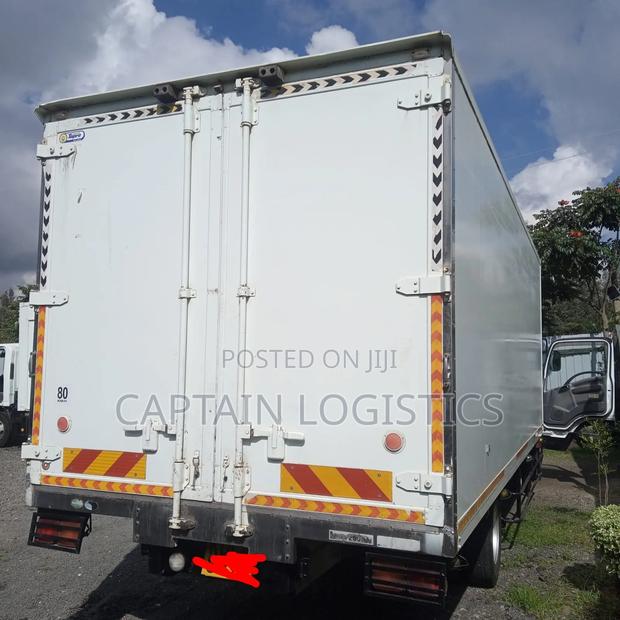 Refrigerated Truck 2013 for Sale - thumbnail 4