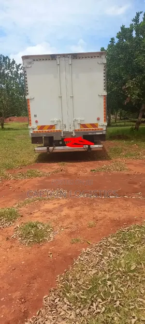 Refrigerated Truck 2013 for Sale