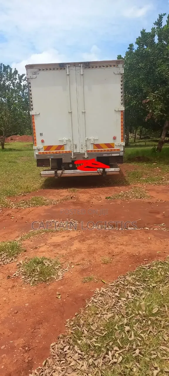 Refrigerated Truck 2013 for Sale