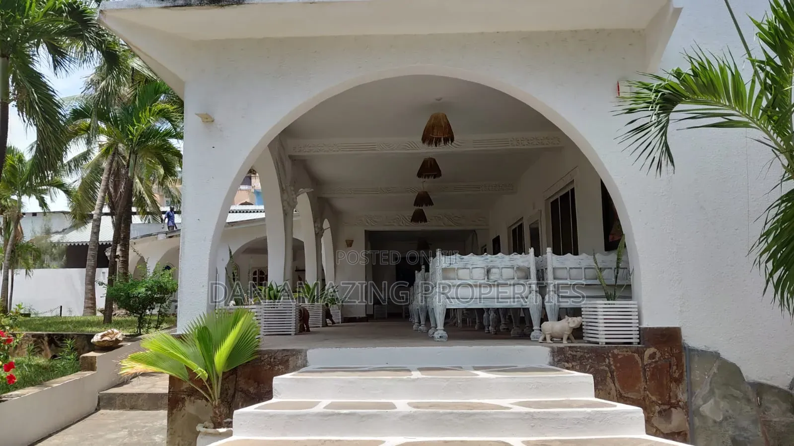 Furnished 8bdrm Villa in Watamu for sale