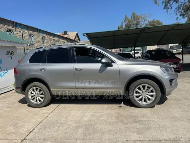 Volkswagen Touareg V6 Lux AWD 4MOTION 2015 Silver