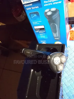 Ideal Philips Smoother Aquatouch Shaver 3000 Series