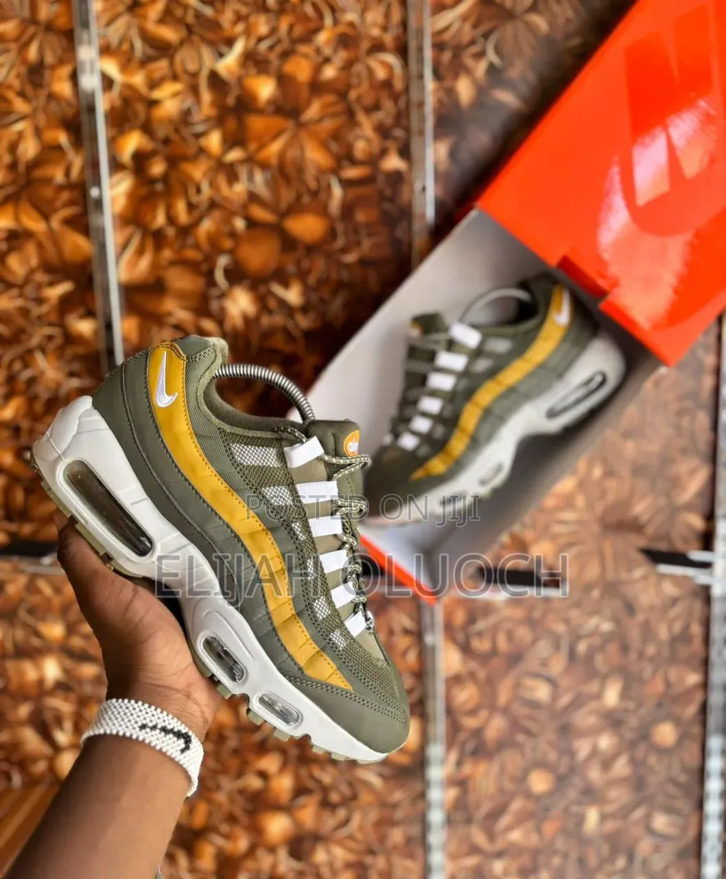 *Nike Airmax 95 Essential* "Olive " _40 41 42 43 44 45_