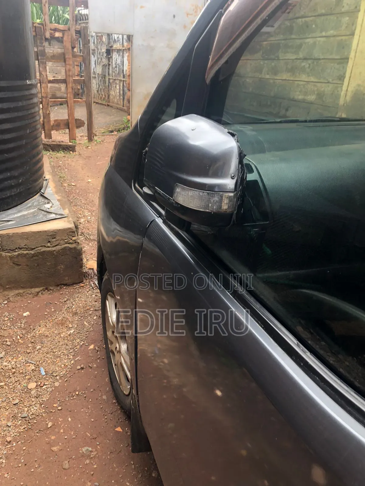 Nissan Santana 2009 Gray