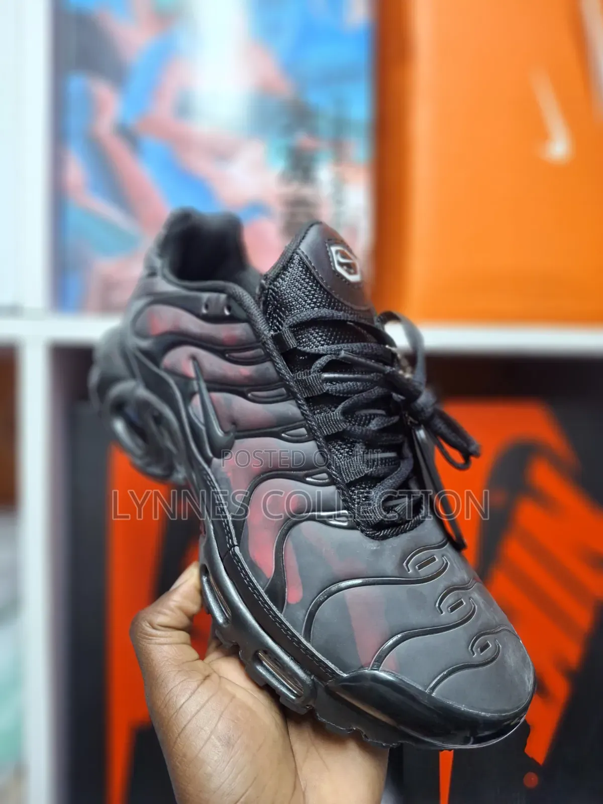 Nike Tn Thermo Reactive Air Max Plus Sneakers