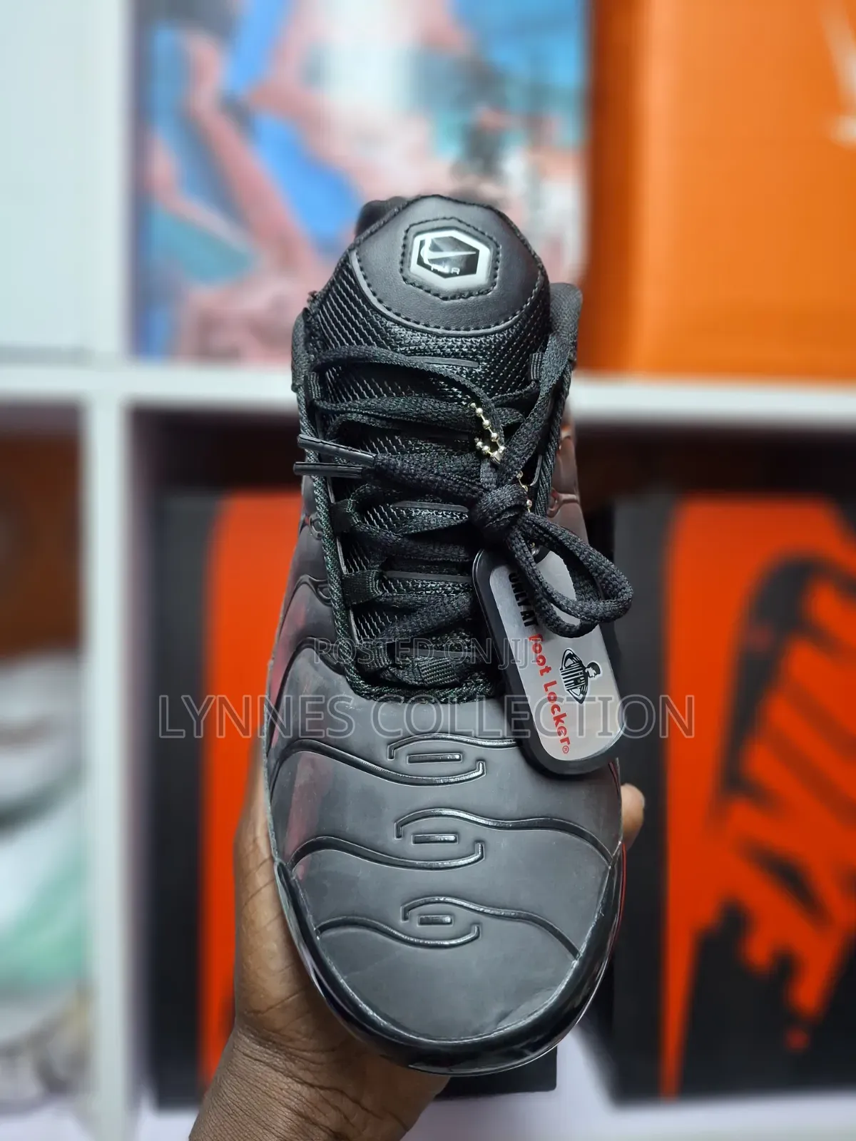 Nike Tn Thermo Reactive Air Max Plus Sneakers