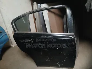 Subaru Legacy Bm9 Rear Door