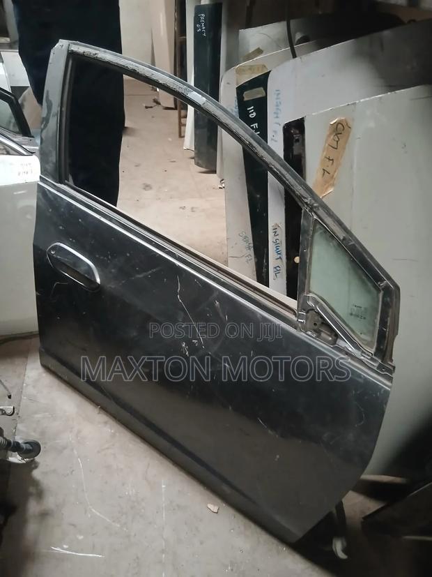 Mazda Premacy 2006 Front Door - thumbnail 2