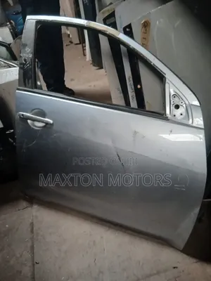 Mitsubishi Outlander Front Door 2008 Model