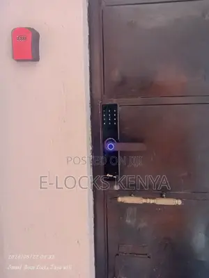 Tuya Smart Door Lock - Wifi, Fingerprint Keypad, Black