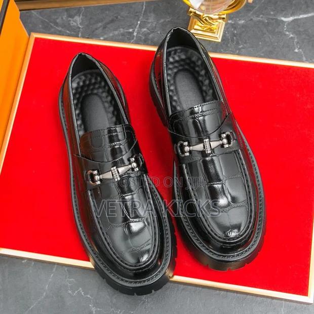Slip-on Casual Tassel Chain Black/White - All Black