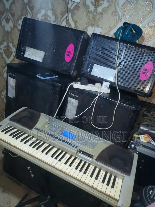 Yamaha Keyboard - thumbnail 2