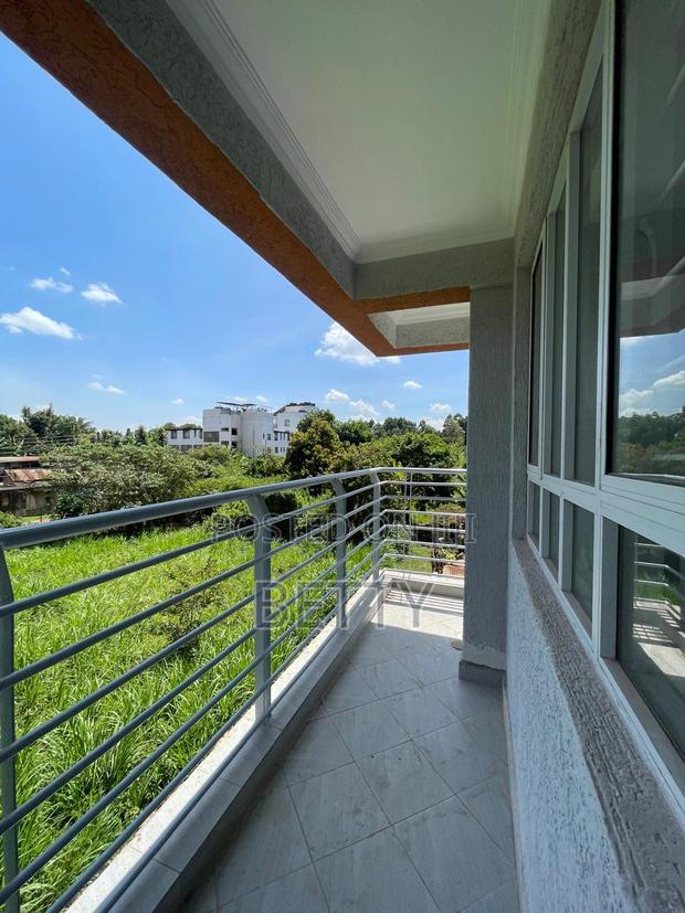 3bdrm Apartment in Ruaka for rent