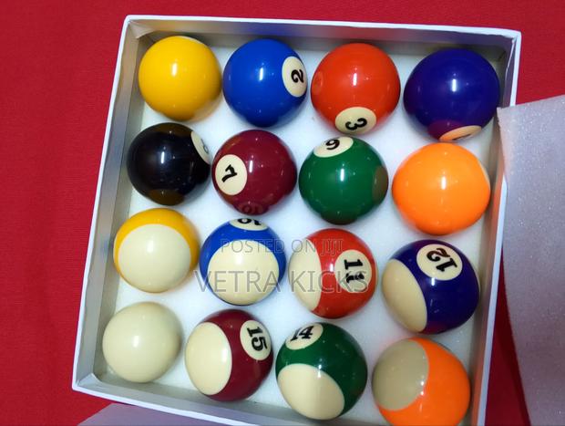 Numbered Pool Balls - Premium Billiard Accessories - thumbnail 3