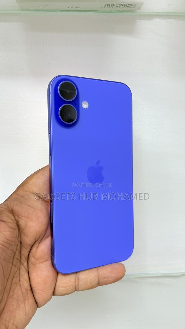 Apple iPhone 16 Plus 128 GB Blue - thumbnail 3
