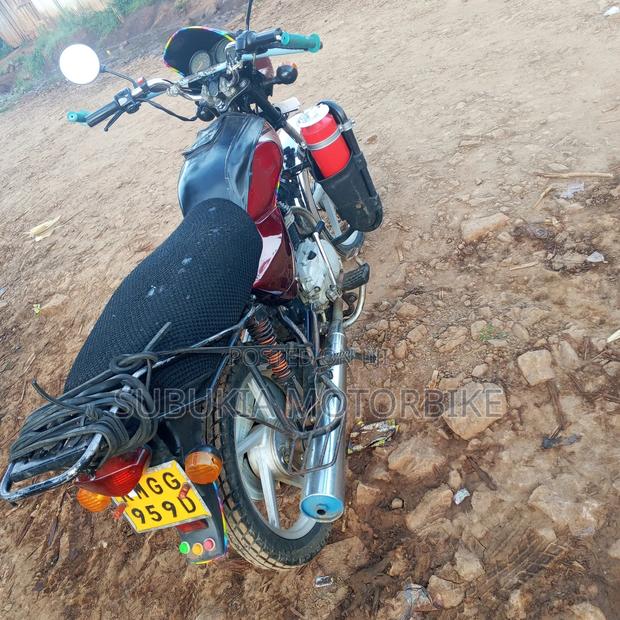 Bajaj Boxer 2022 Red - thumbnail 4