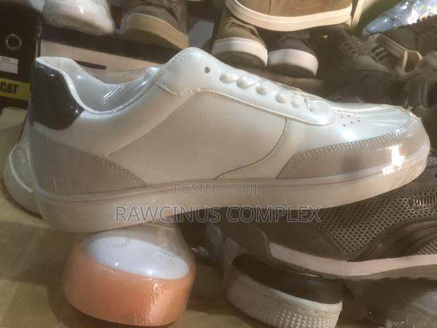 Sneaker Shoes - thumbnail 2