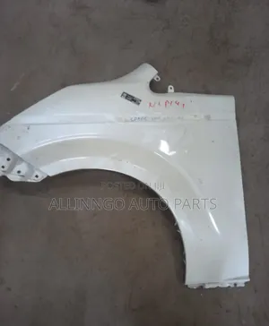 Toyota Spade 2015 Fender