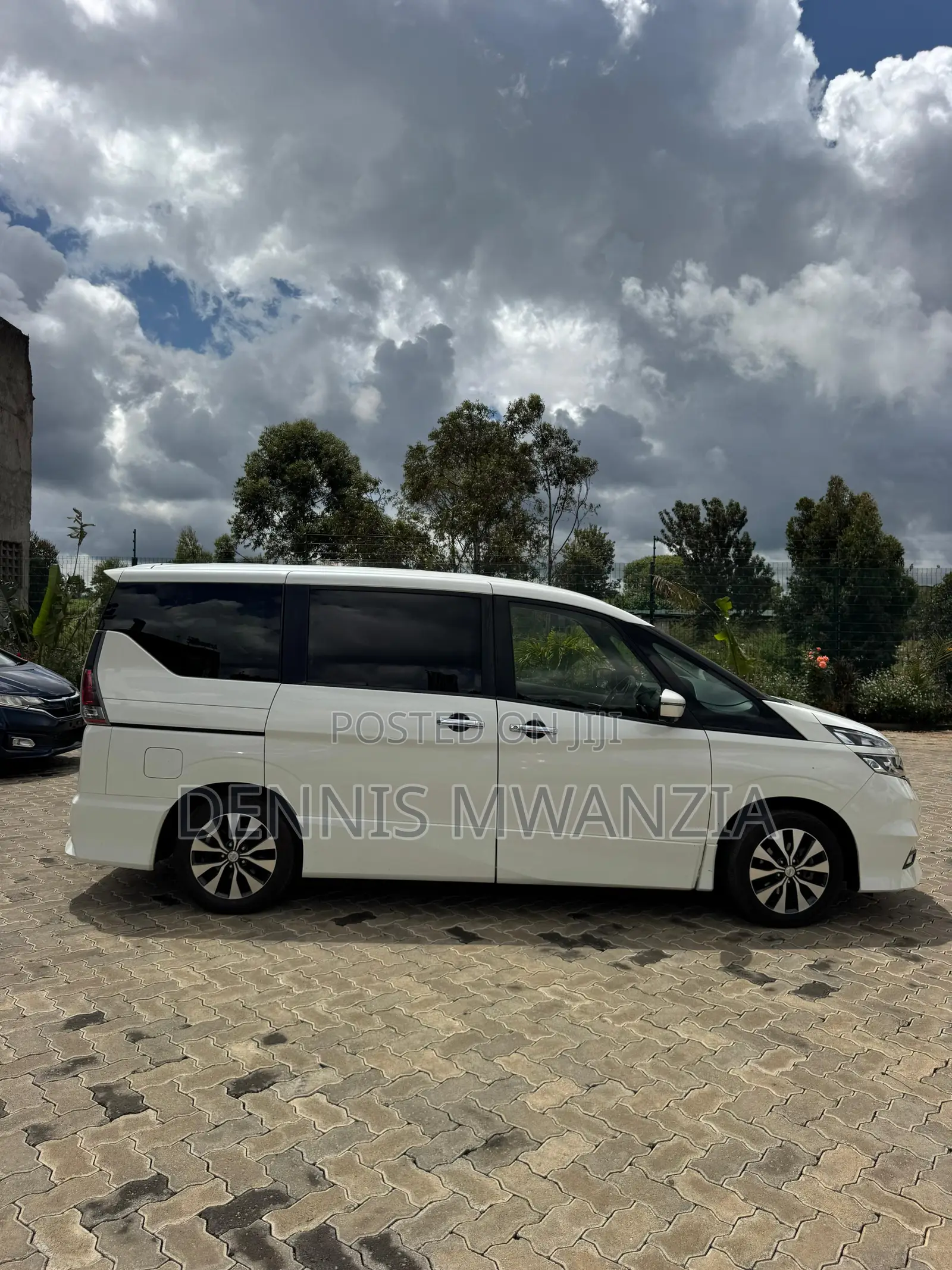 Nissan Serena 2019 White