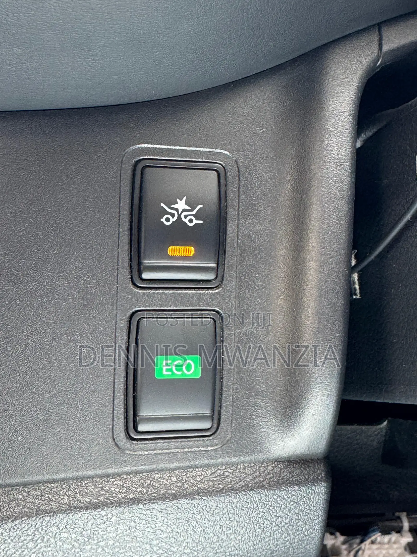 Nissan Serena 2019 White