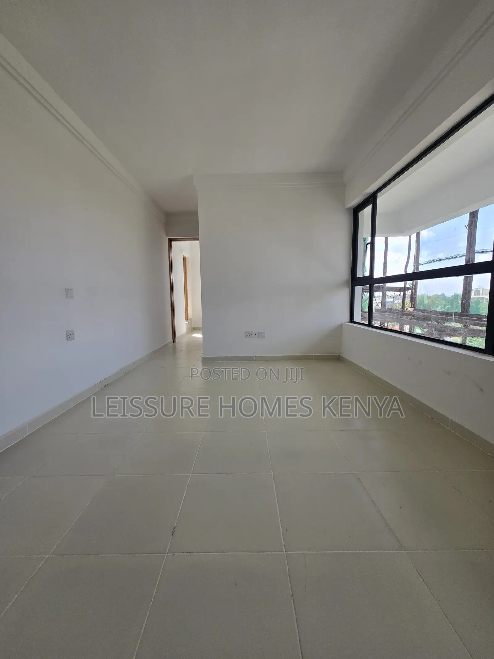 3bdrm Duplex in Thome for sale