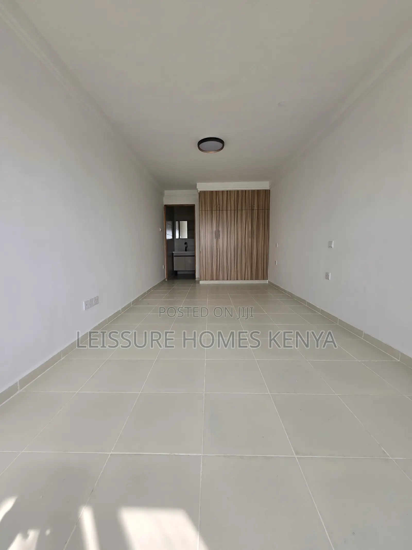3bdrm Duplex in Thome for sale