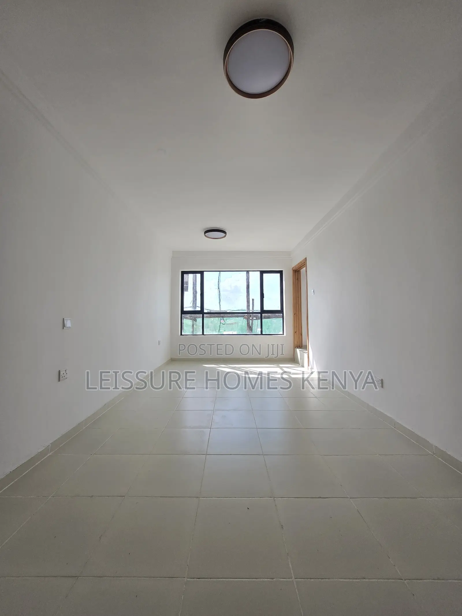 3bdrm Duplex in Thome for sale