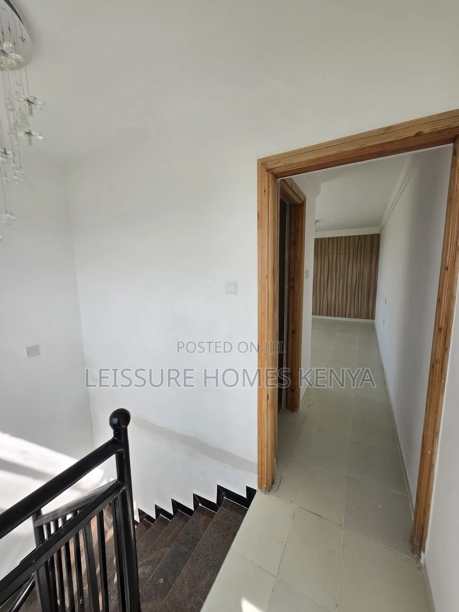 3bdrm Duplex in Thome for sale