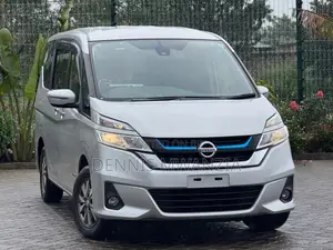 Nissan Serena 2019 Silver