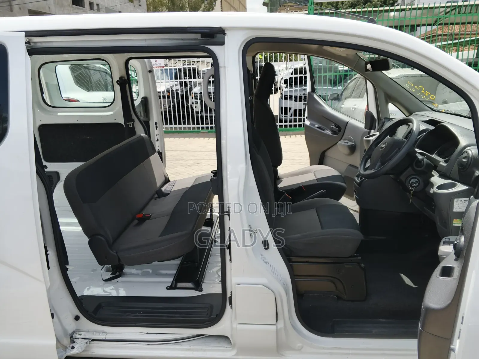 Nissan NV200 2019 White