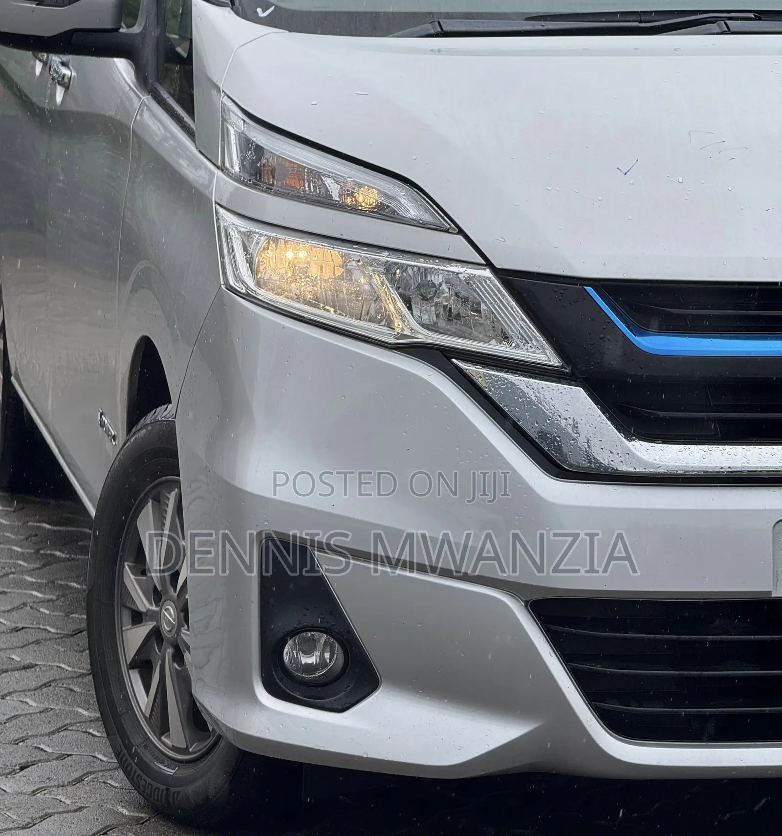 Nissan Serena 2019 Silver