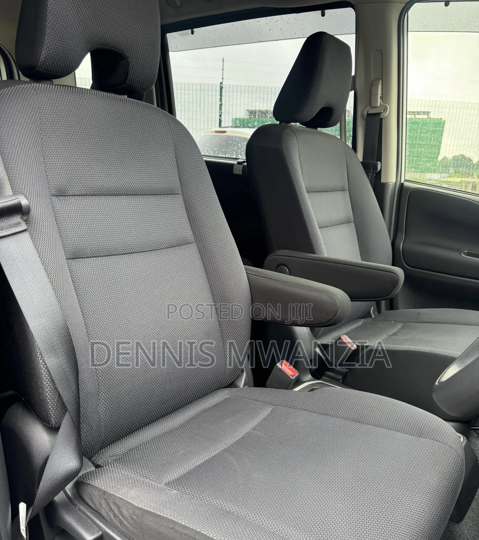 Nissan Serena 2019 Silver