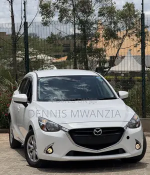 Mazda Demio 2018 White