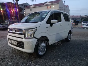 Suzuki Wagon R 2017 White