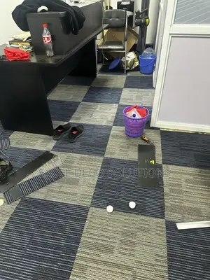 Heavy Duty Office Carpet Tiles – Modern Pattern Design