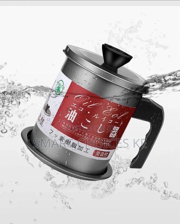 Large Capacity Japanese Style Kitchen Oil Storage With Oil Strainer - thumbnail 5