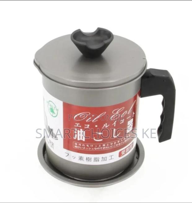 Large Capacity Japanese Style Kitchen Oil Storage With Oil Strainer - thumbnail 8