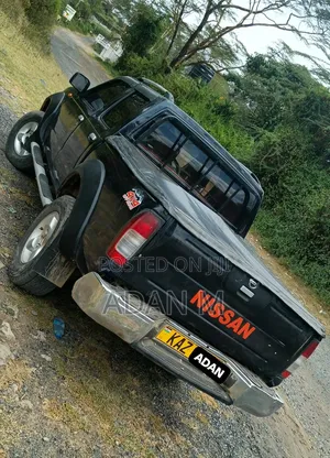 Nissan DoubleCab 2008 Black
