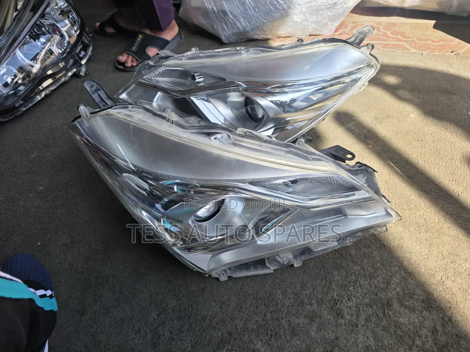 Toyota Vitz Headlight Available