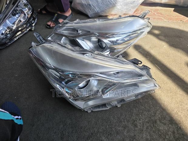 Toyota Vitz Headlight Available