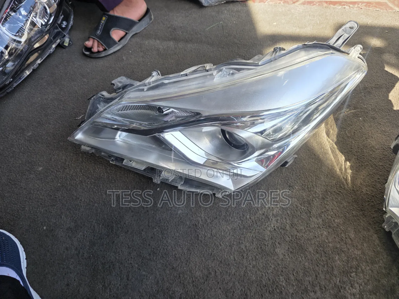Toyota Vitz Headlight Available